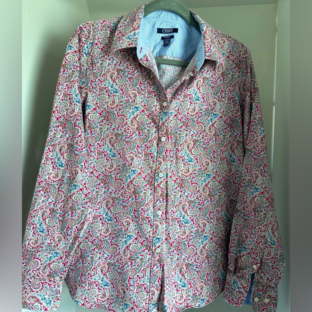 Women’s L/S button down shirt